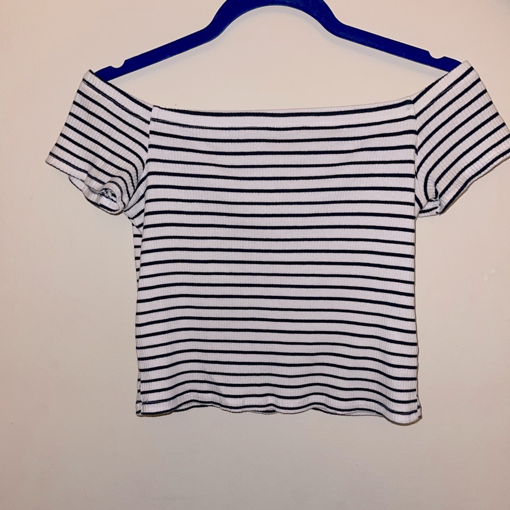 H&M - Picture 1 of 2
